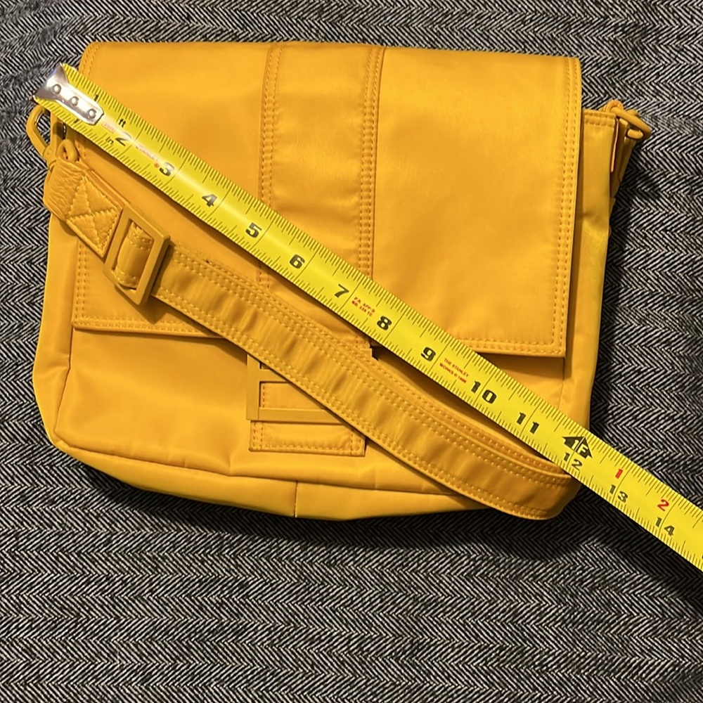Fendi Crossbody - Picture 2 of 11